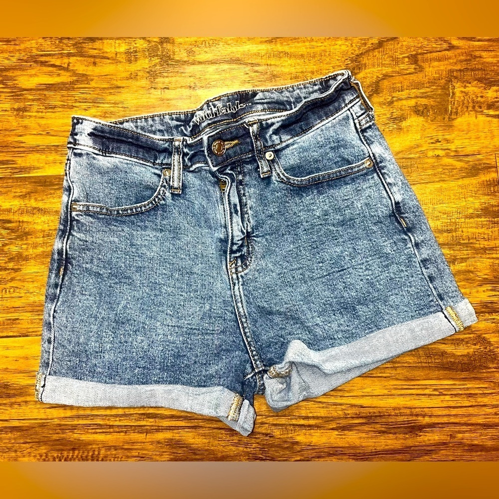 Wild Fable High Rise Shorts Size 4